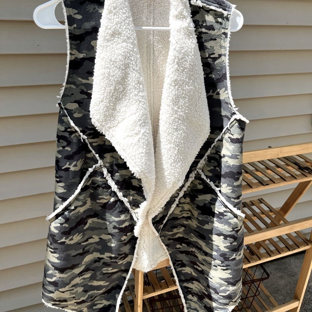 LULAROE Camo Warm Vest